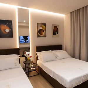 Szálloda Bee, Vlora